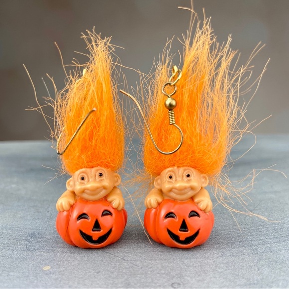 VINTAGE 🌸 90s Halloween Pumpkin Troll Doll Drop Earrings Russ Toys Trolls - Picture 2 of 4